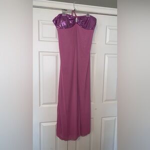 Elegant Pink Sequin Halter Dress